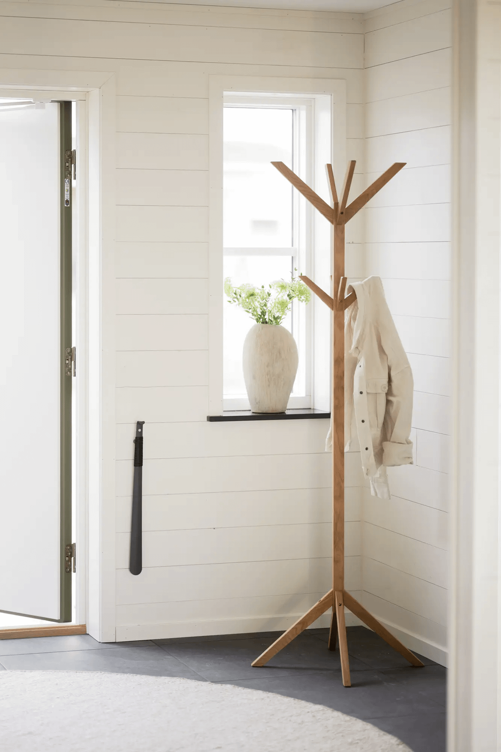 Confetti riidenagi kõrge õlitatud tamm