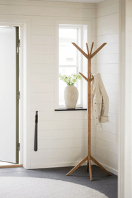 Pisipilt: Confetti riidenagi kõrge õlitatud tamm