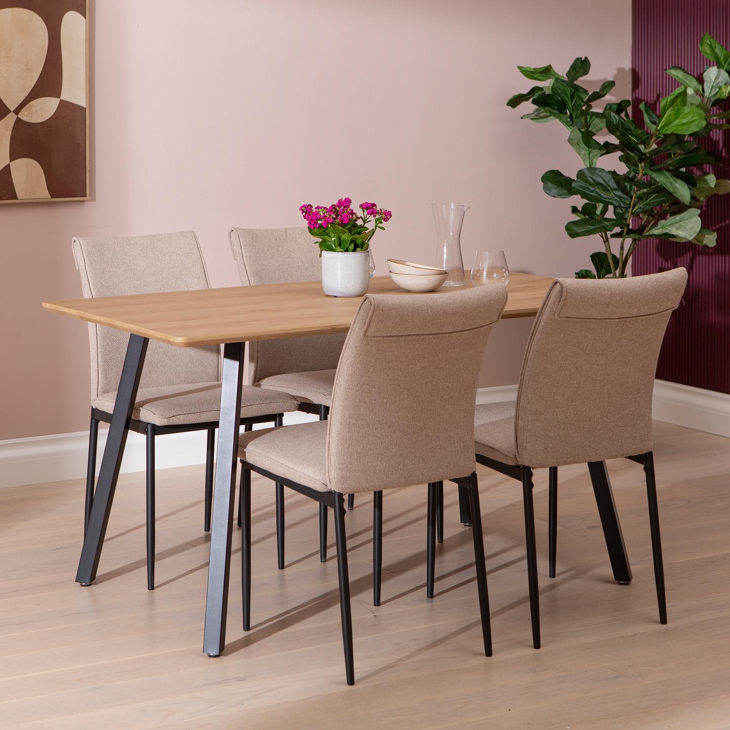 Nelly söögilaua komplekt neljale