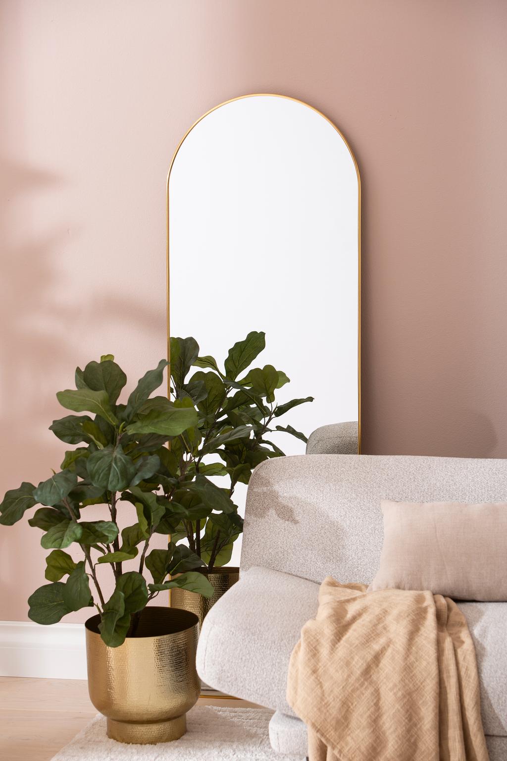 Serene