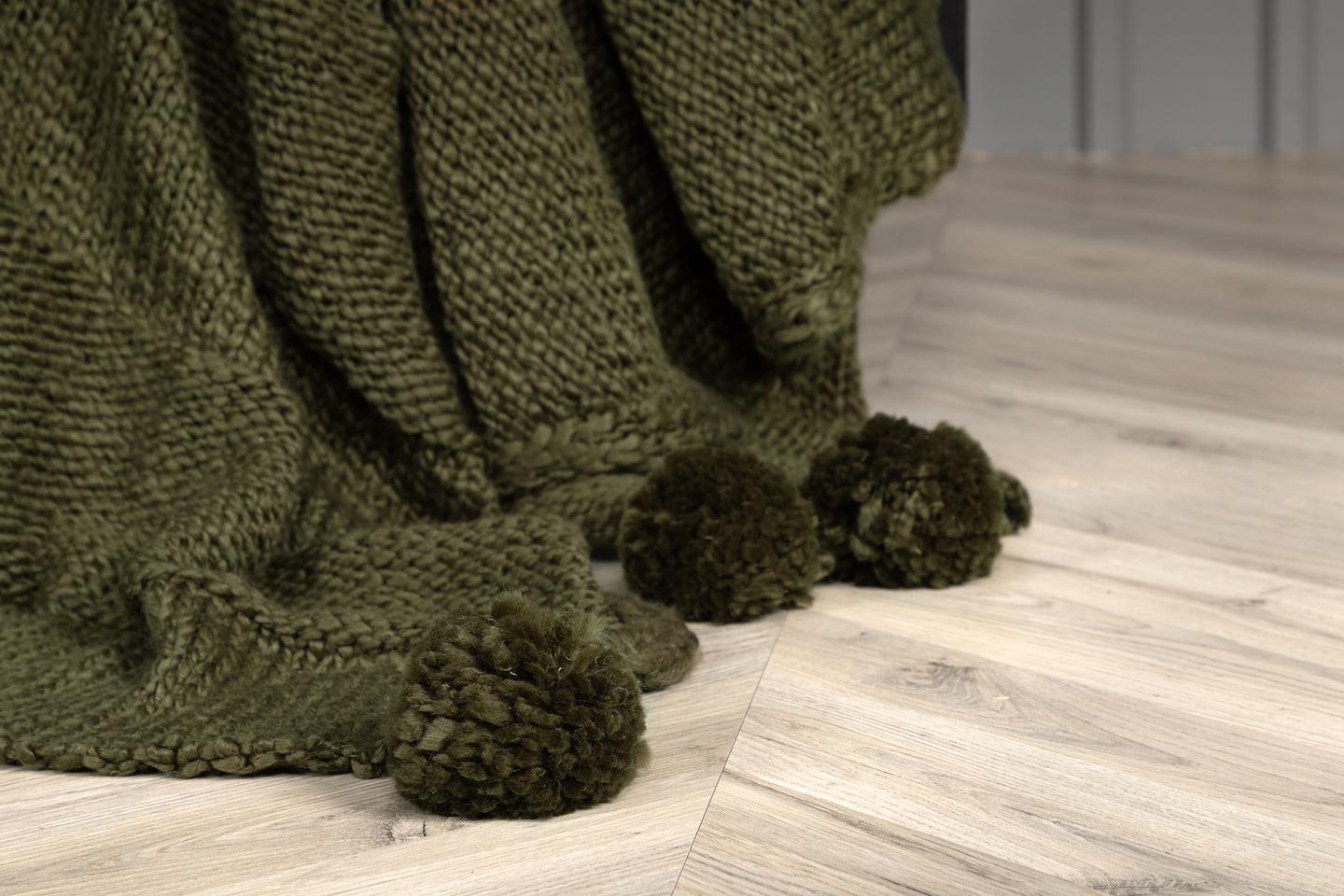 Anny pleed, 170x130 cm, roheline