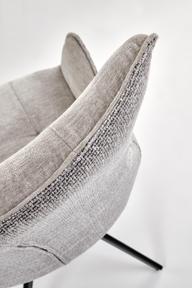 Pisipilt: Elle söögitool, hall