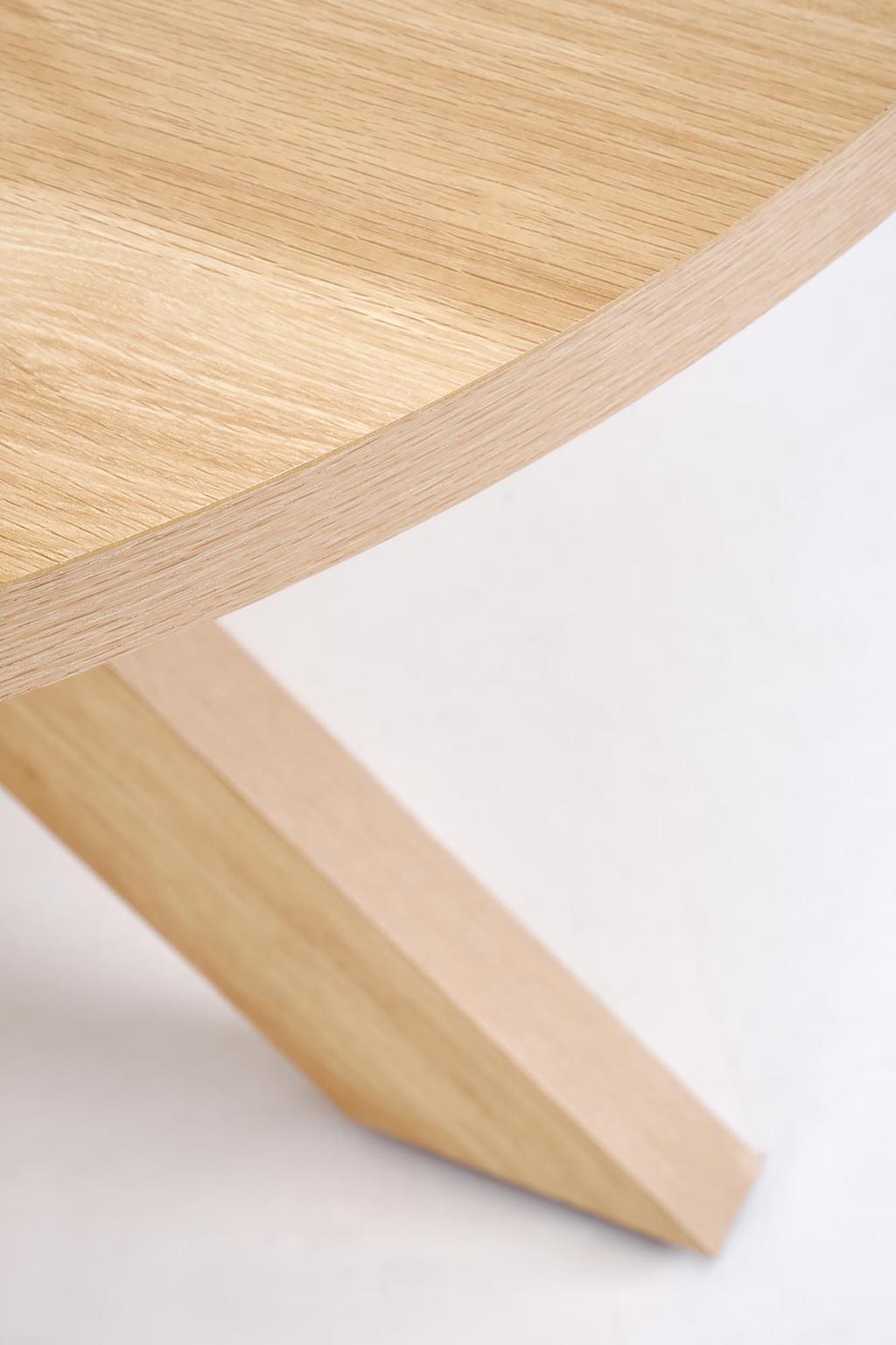 Alina söögilaud, ümar