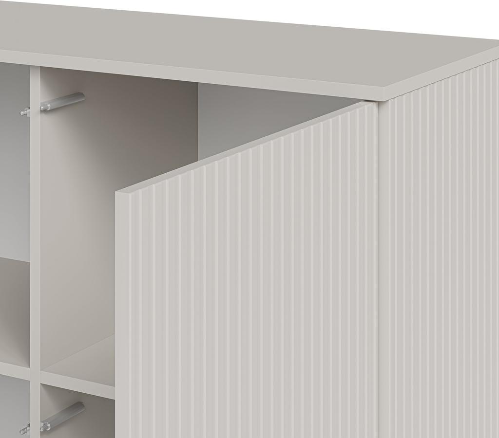 Evelyn kummut, 4 ust