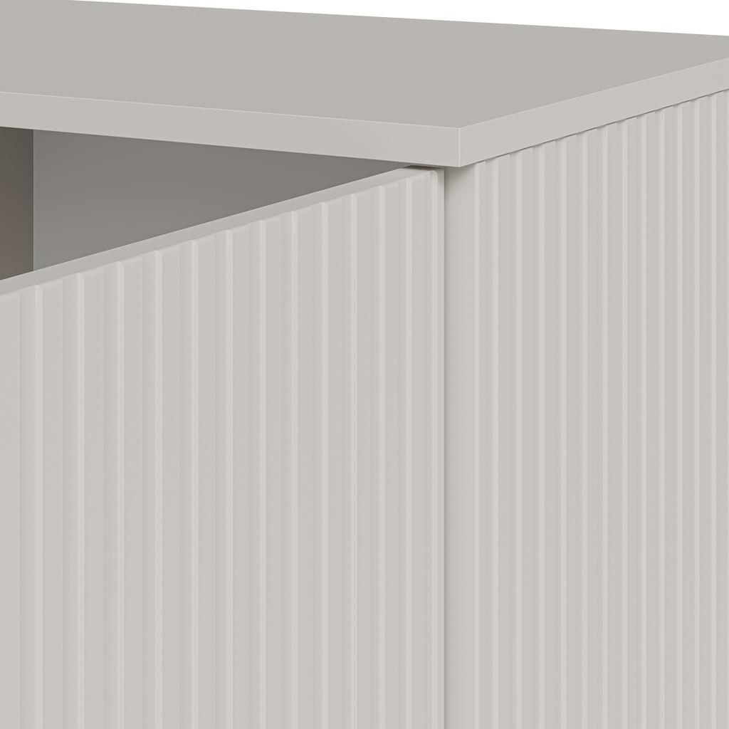 Evelyn puhvetkapp, 3 ust