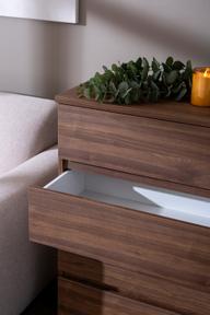 Pisipilt: Sata kummut nr. 23. 92cm 4 sahtlit pruun, sokkel