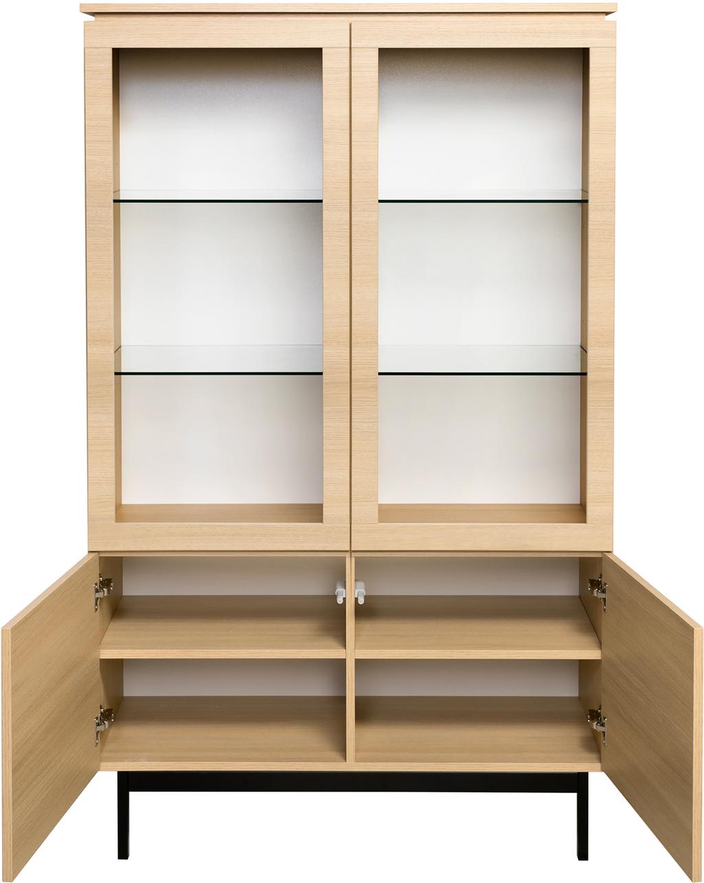 Lakeus vitriin nr. 7. 99 cm, topeltkaanega, hele tamm, must metall sokkeljalg