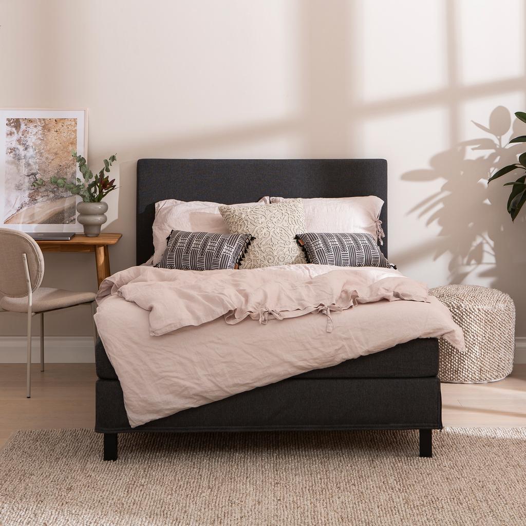 Uni jenkkivoodi bonnel 120x200cm + Stiina kattemadrats 120cm + peats,