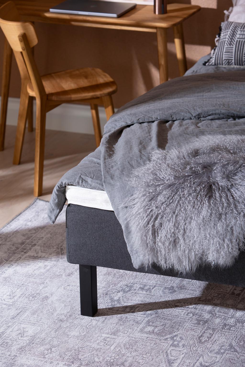 Uni kušett, 80x200 cm + Stiina kattemadrats 80cm