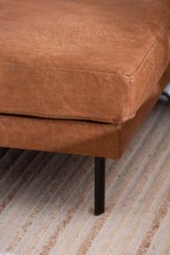 Pisipilt: Copenhagen 3-kohaline diivan (vasak), Essenza 04, konjak (sis. must metalljalg)