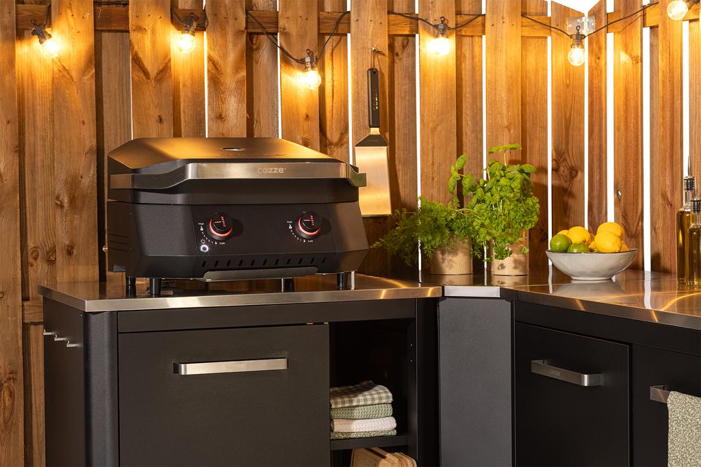 Cozze aiaköök 2k2 (uks/ava + nurk + kraan)