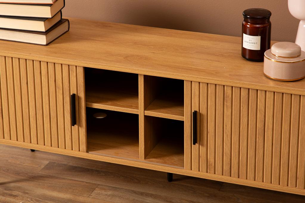 TV-alus Pihla 150 x 40 x 55 cm, tammevärvi melamiin / mustad jalad