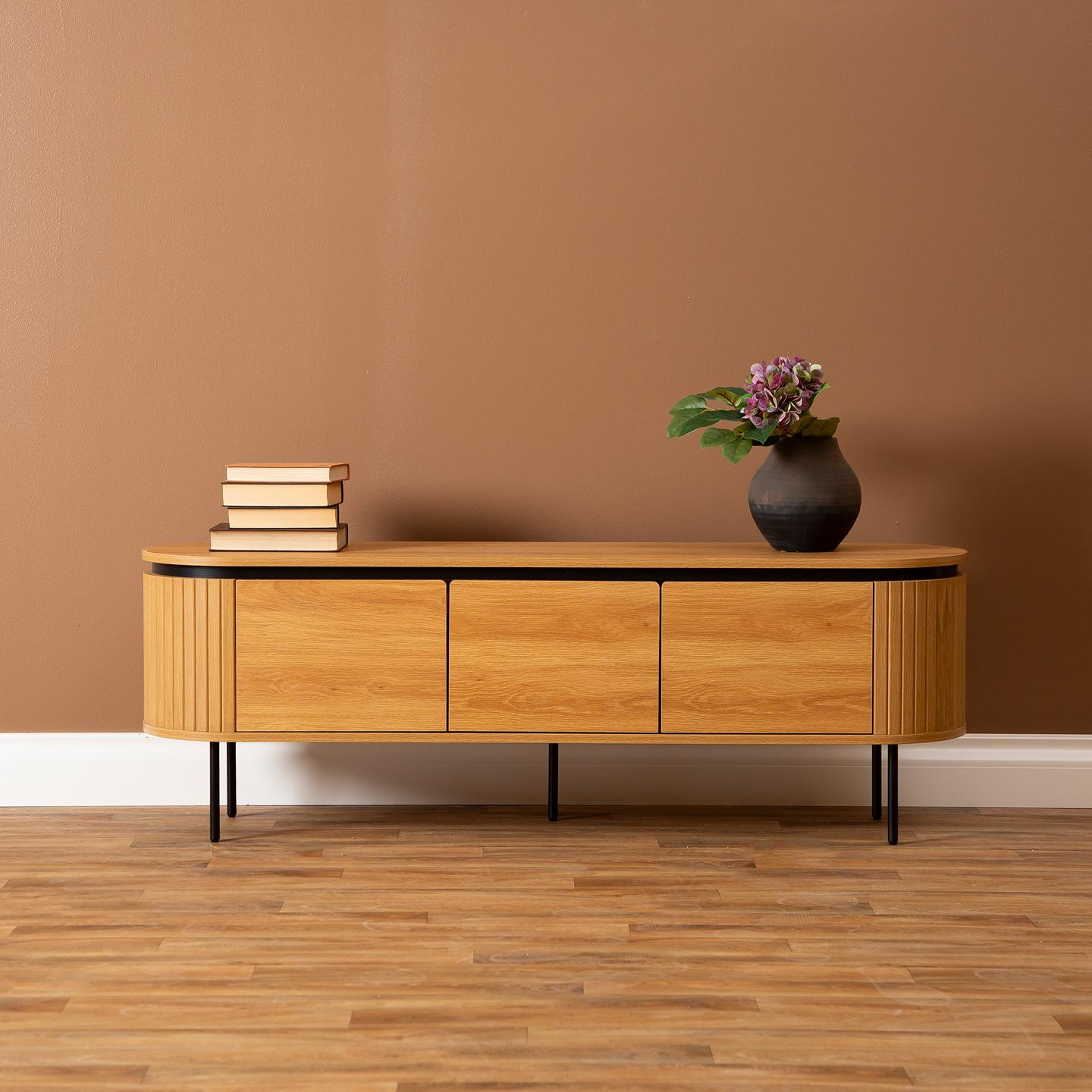 TV-alus Taika 160 x 40 x 55 cm, tammevärvi melamiin / mustad jalad