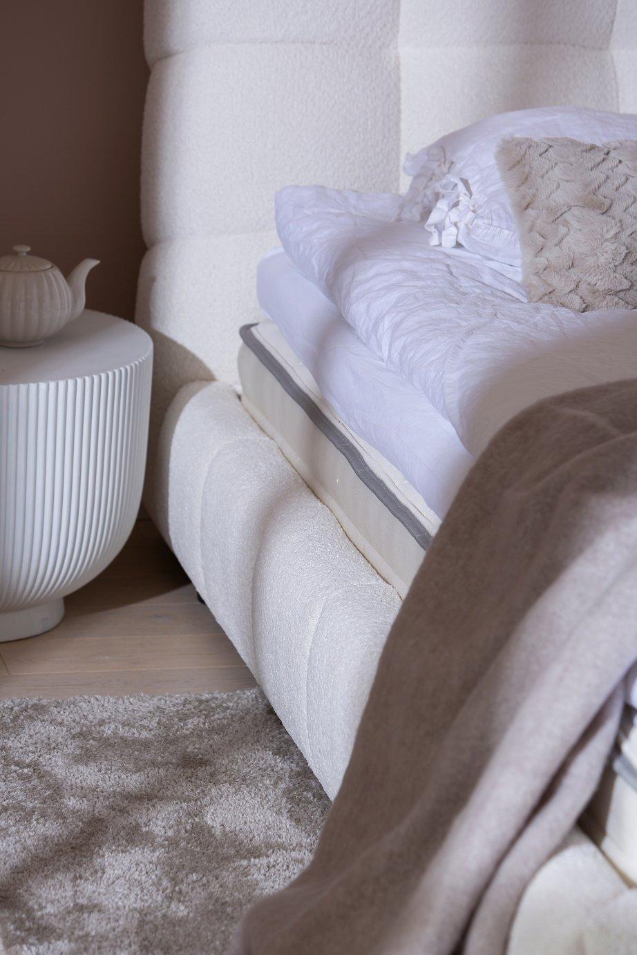 Moonlit voodiraam ilma madratsita, 160x200cm