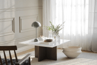 Pisipilt: Brooksville diivanilaud square 90x90 valge marmor/pruun tamm