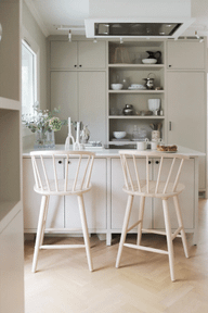 Pisipilt: Carmen baaritool whitewash