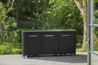 Pisipilt: Cozze kolme uksega väliköök