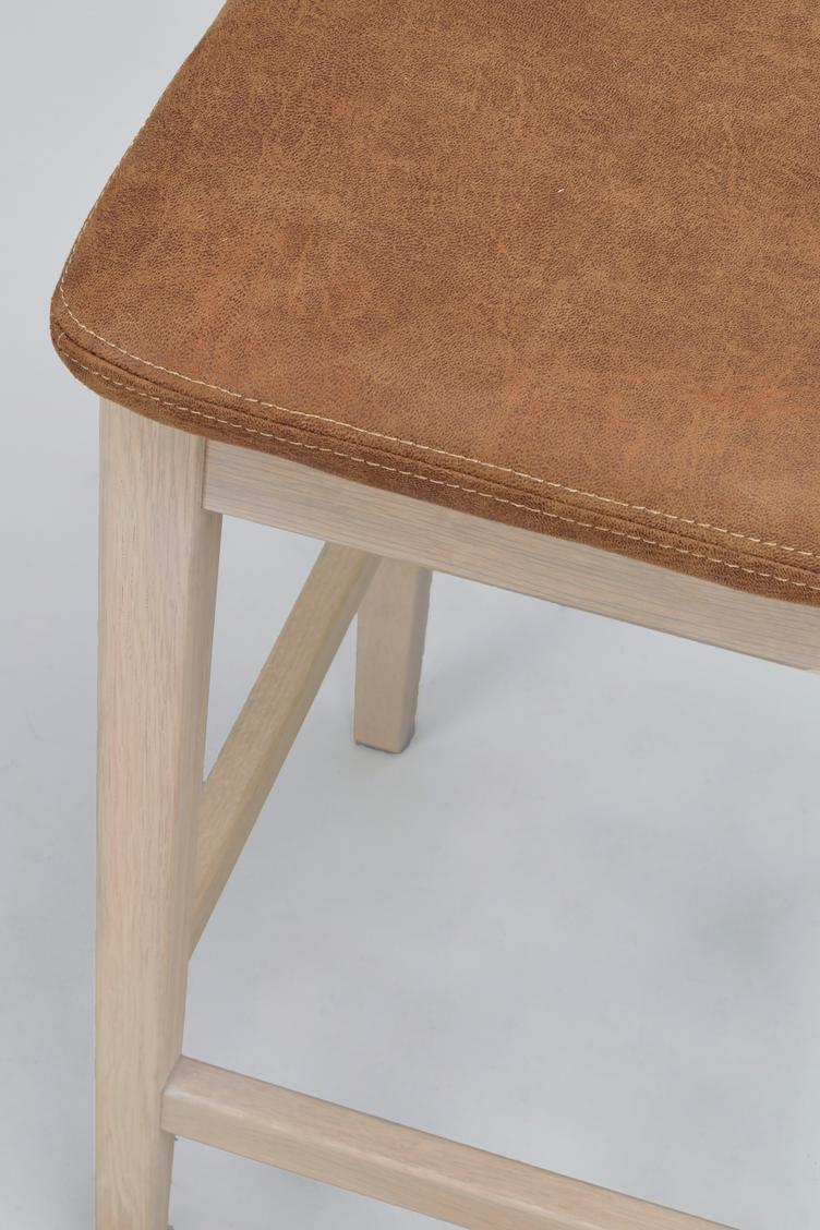 Livermore baaritool, whitewash tamm/pruun nahk