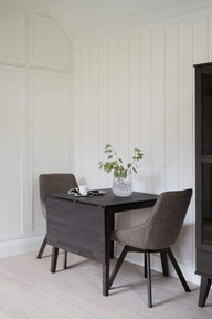 Pisipilt: Filippa söögilaud pruun