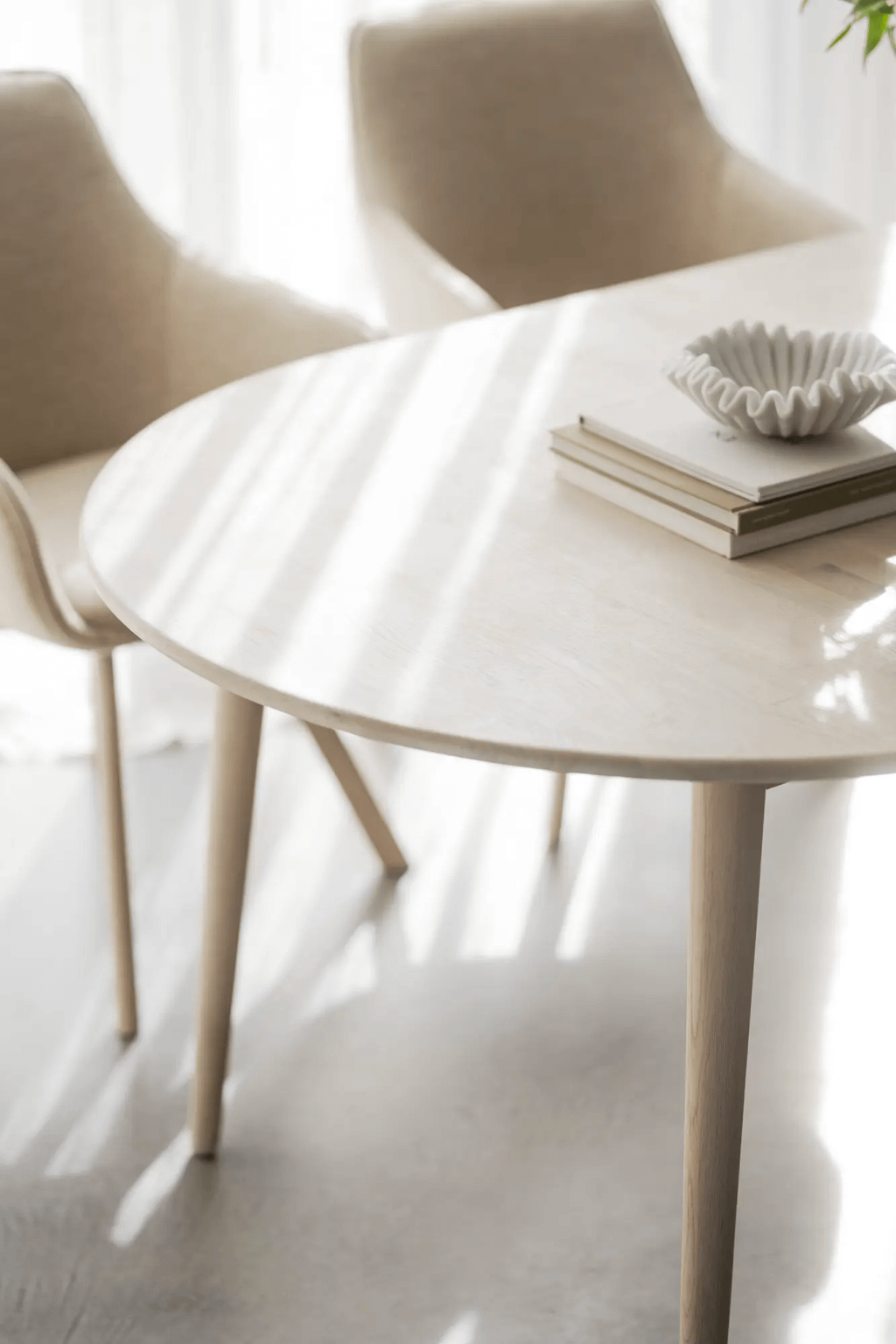 Tyler söögilaud ovaalne 170/210 whitewash, sis. 1 pikendusplaat 40