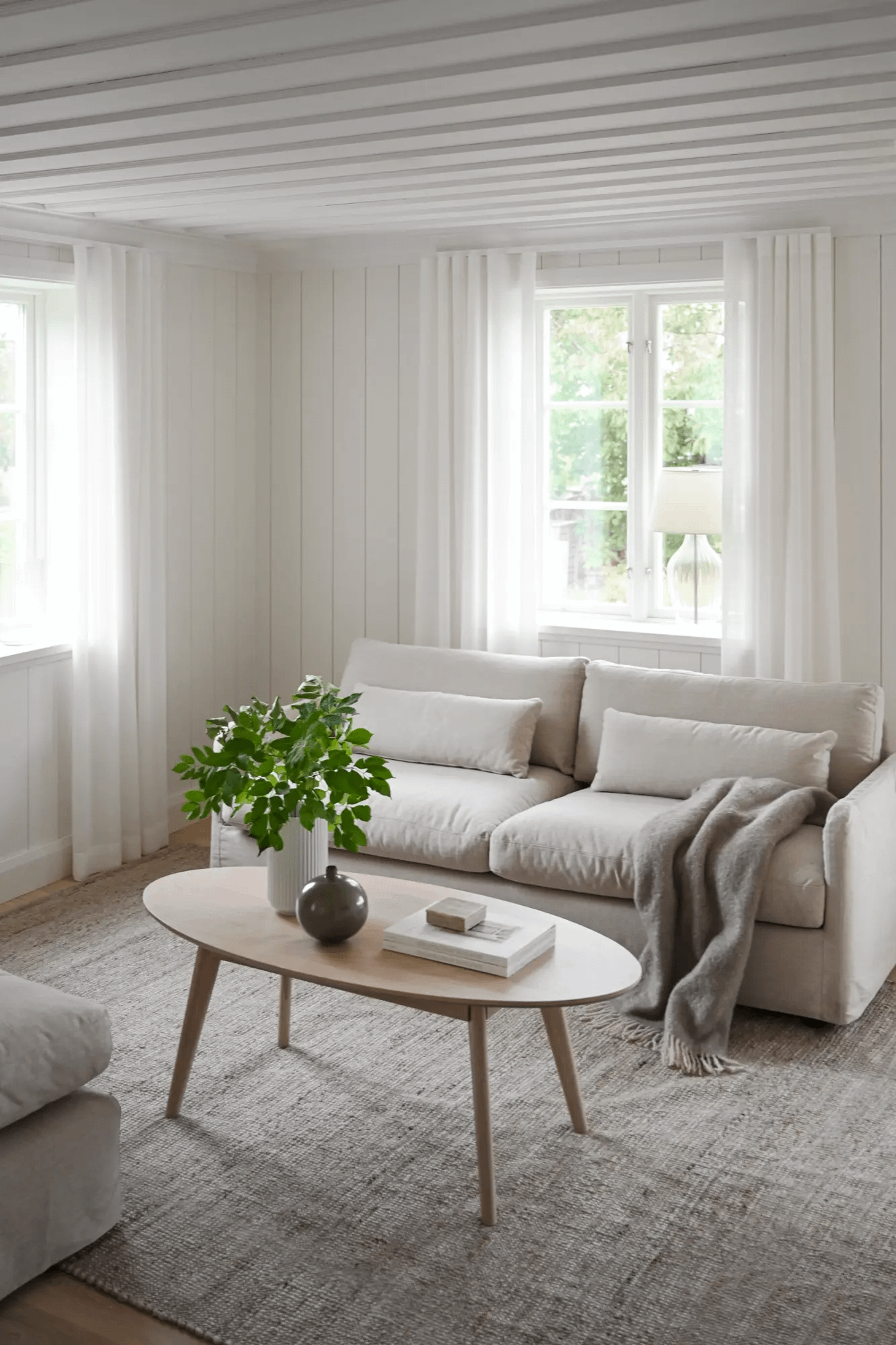 Yumi diivanilaud ovaalne 130x65 whitewash tamm