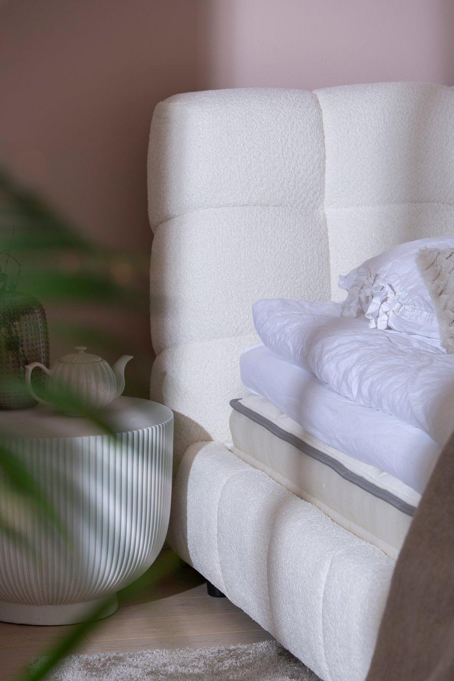 Moonlit voodiraam ilma madratsita, 180x200cm