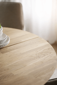 Pisipilt: Carradale söögilaud tamm/must